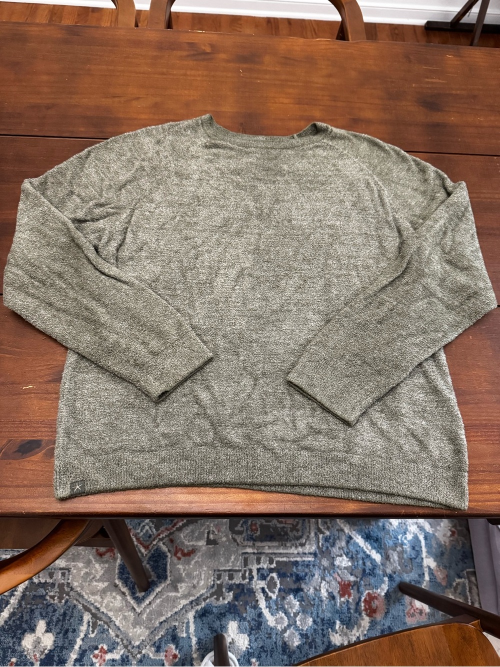 Barefoot Dreams Men's Crewneck Sweater in Olive Green M